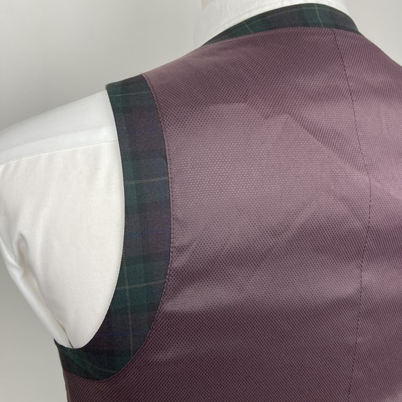 Bar III Men's Slim-Fit Plaid Suit Vest Size S Green Red F01089 - Picture 7 of 9